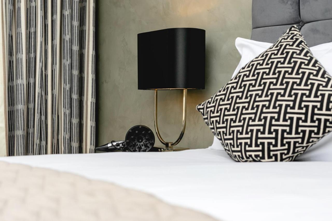 Penthousestays Nr Notting Hill - Luxury 2 Bedroom King Bed Apartment - Near Portobello Road Londres Exterior foto